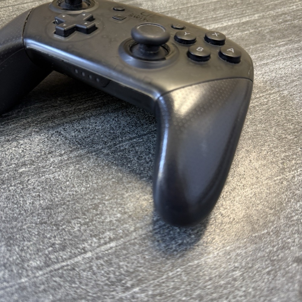 OEM Nintendo HAC-013 Switch Wireless Pro Controller **Untested** - Picture 5 of 7